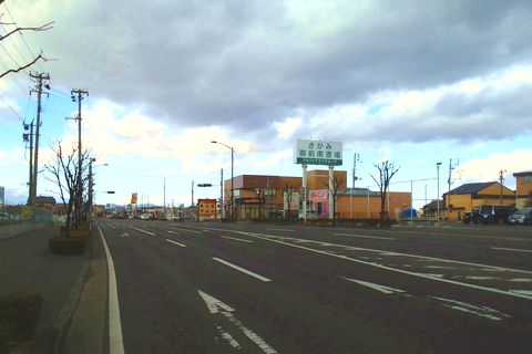 �������u���w�Z�O�M���E��